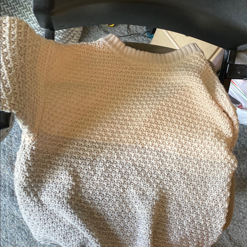Universal Thread Cream Crew Neck Sweater with Textured Knit